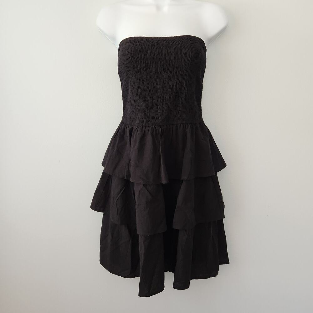 Zesica Strapless Shirring Dress Women's M Black Tiered Flowy Boho Mini Sundress
